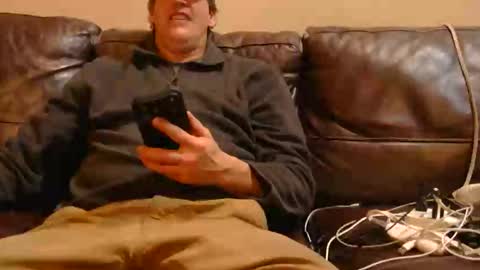 Snapshot of hypatia007_has_issues chatting on April 3, 6:44 am hypatia007_has_issues online show from April 3, 6:44 am