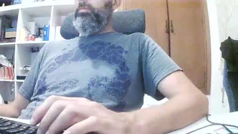 Snapshot of hyperpau chatting on September 21, 5:31 am Hyperpau online show from September 21, 5:31 am