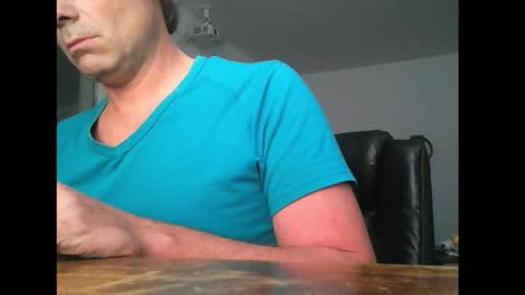 Snapshot of hypnoslutger chatting on October 10, 3:00 pm hypnoslut online show from October 10, 3:00 pm