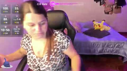 Snapshot of hyun22148625 chatting on December 3, 2:58 am Hello Im Julieta Im 25 years old and I love being here. Thank you for visiting my living room. The only rule is that you hap online show from December 3, 2:58 am