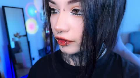 Snapshot of i_died_again chatting on May 8, 9:14 am Asya online show from May 8, 9:14 am
