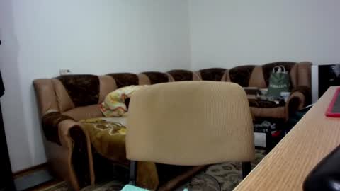 Snapshot of i_like_older_men chatting on July 2, 6:30 am i_like_older_men online show from July 2, 6:30 am