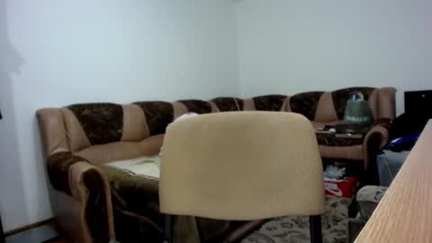 Snapshot of i_like_older_men chatting on July 10, 5:34 am i_like_older_men online show from July 10, 5:34 am