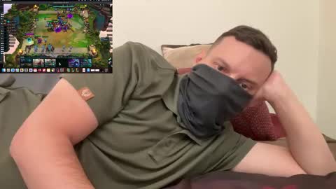 i o ro online show from October 23, 3:39 am