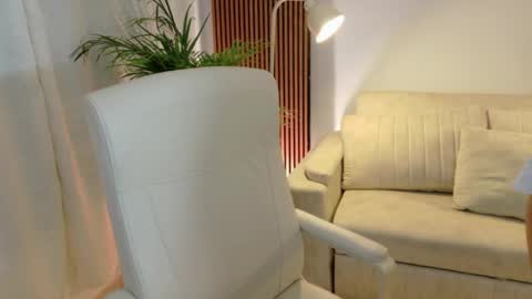 Snapshot of iam__zara chatting on May 11, 8:50 pm iam__zara online show from May 11, 8:50 pm
