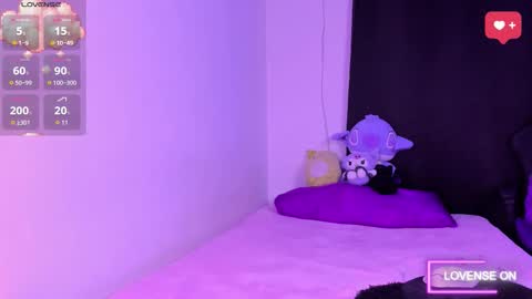 Snapshot of iam_angeel chatting on October 2, 10:28 pm Angel 3 online show from October 2, 10:28 pm