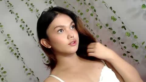 Snapshot of iam_emcy chatting on July 15, 7:02 am iam_emcy online show from July 15, 7:02 am