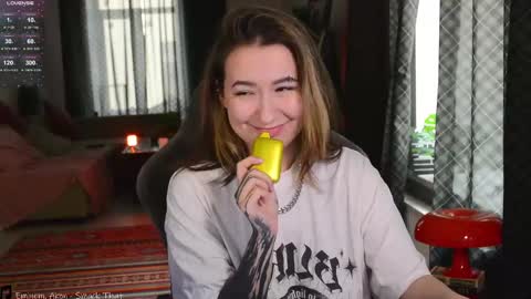 Snapshot of iam_meg chatting on March 10, 6:05 am Meg online show from March 10, 6:05 am