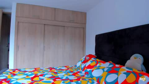 iam_your_fantasy online show from April 7, 6:52 pm