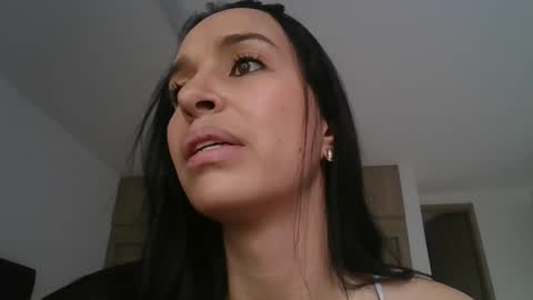 iam_your_fantasy online show from April 17, 9:40 pm