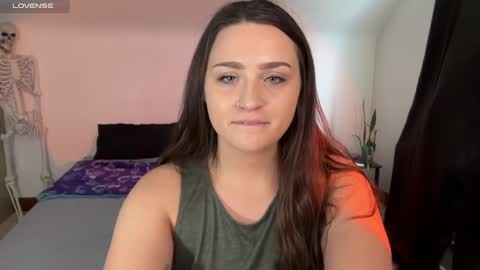 Crystal online show from January 25, 7:49 pm