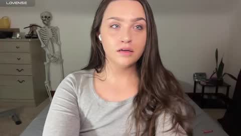 Crystal online show from February 12, 4:33 am