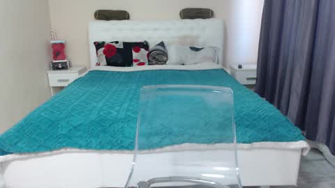 Alice online show from February 25, 1:06 pm