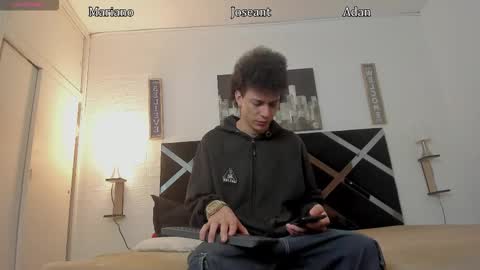 Snapshot of iamduque chatting on November 9, 4:00 am Iam Joseant online show from November 9, 4:00 am