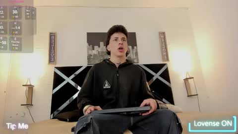 Snapshot of iamduque chatting on November 19, 4:34 am Iam Joseant online show from November 19, 4:34 am