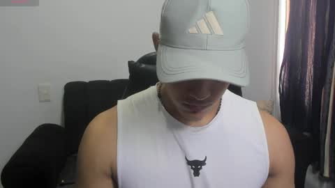 Dylan  independent model  online show from March 30, 2:07 pm