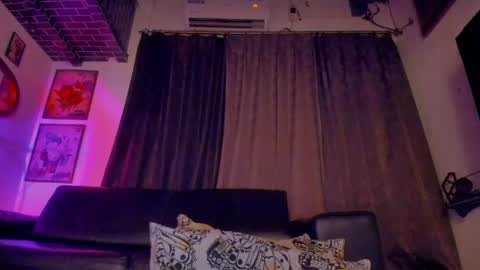 Miss Jazzmine online show from April 4, 5:49 am