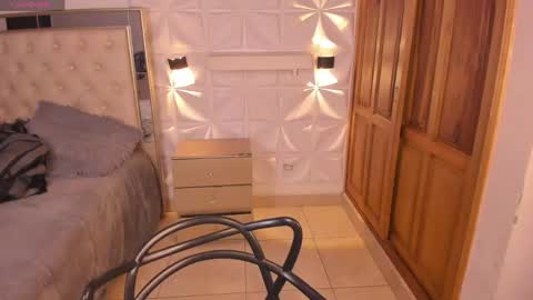 iamjuanjoc online show from April 13, 3:45 am