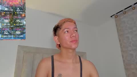 Juliiiiian online show from December 20, 11:06 am