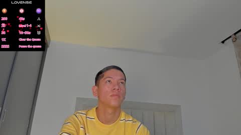 Juliiiiian online show from January 9, 11:02 am