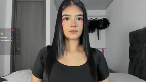 Snapshot of iamjulietaa chatting on October 13, 7:36 pm    online show from October 13, 7:36 pm