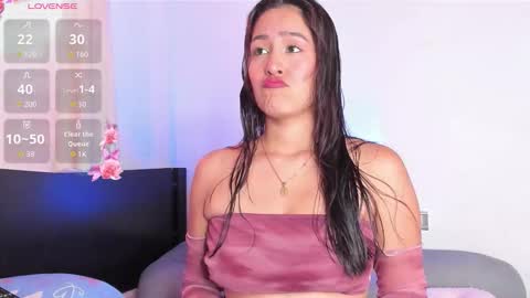 Lara online show from October 19, 6:08 pm