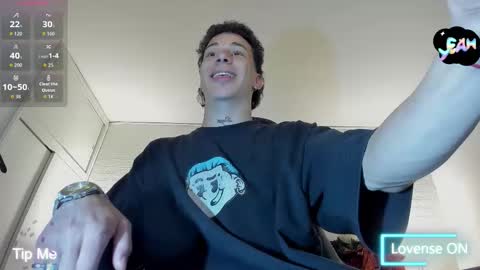 Snapshot of iammariano chatting on December 14, 2:50 am Mariano online show from December 14, 2:50 am