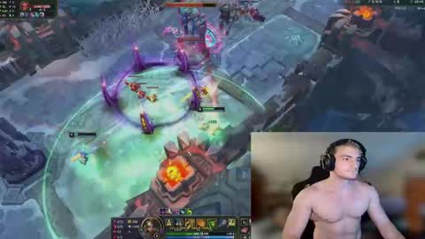 Snapshot of iamtommyparker chatting on September 24, 8:12 pm iamtommyparker online show from September 24, 8:12 pm