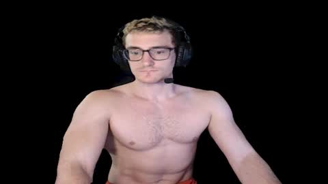 Snapshot of iamtommyparker chatting on October 13, 10:32 pm iamtommyparker online show from October 13, 10:32 pm