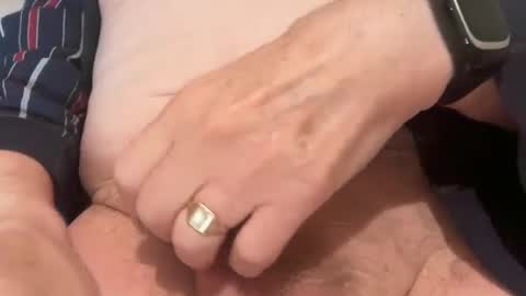 Snapshot of ian53a chatting on October 27, 9:46 am ian53a - mature UK man for same online show from October 27, 9:46 am