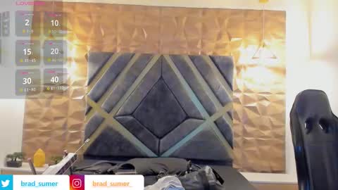 Snapshot of ian_castillo_ chatting on February 28, 11:11 am IAN CASTILLO online show from February 28, 11:11 am