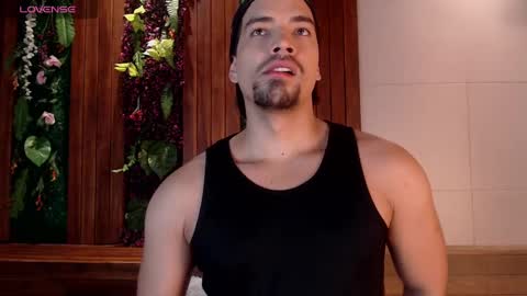 Ian Davis online show from February 26, 9:05 pm