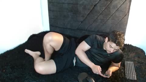 Ian Davis online show from March 27, 6:51 pm