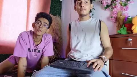 Snapshot of ian_hunter01 chatting on February 20, 1:00 pm IAN HUNTER online show from February 20, 1:00 pm