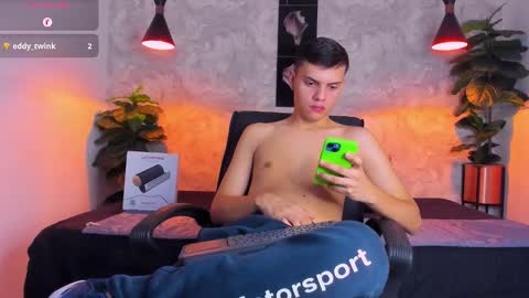 ian_jacob online show from March 25, 8:04 pm