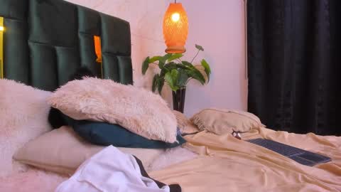 Ian online show from January 31, 9:59 am