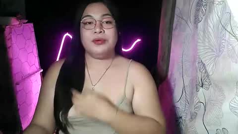 Snapshot of iana_whorexxx chatting on April 22, 10:39 am iana online show from April 22, 10:39 am