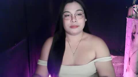 Snapshot of iana_whorexxx chatting on May 26, 8:43 am iana online show from May 26, 8:43 am