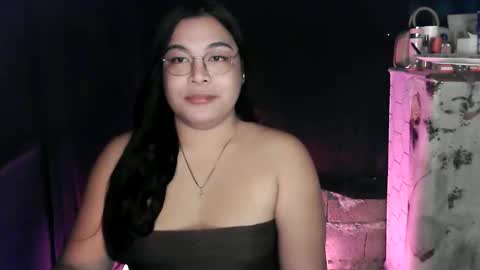 Snapshot of iana_whorexxx chatting on June 3, 9:23 am iana online show from June 3, 9:23 am