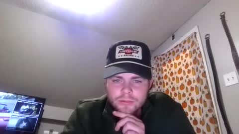 ianrobbins6 online show from January 13, 7:02 am