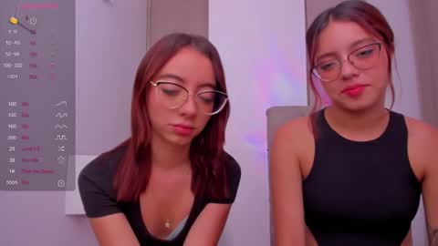 Snapshot of ibizahills chatting on December 20, 6:13 pm Ibiza online show from December 20, 6:13 pm