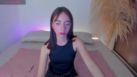 Snapshot of ibizahills chatting on October 26, 2:06 am Ibiza online show from October 26, 2:06 am