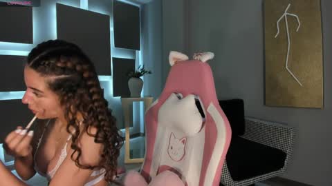 Ibiza  online show from March 27, 12:05 pm