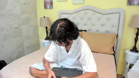 Snapshot of ibratxandy chatting on December 16, 7:08 pm ibratxandy online show from December 16, 7:08 pm