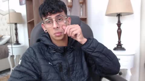 ibratxandy online show from April 1, 11:55 am