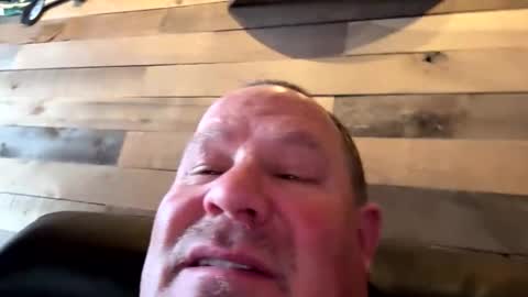 icanmakeyousquirt69 online show from April 12, 8:03 pm