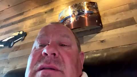 icanmakeyousquirt69 online show from June 2, 8:22 pm