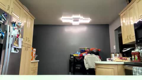 icanmakeyousquirt69 online show from June 4, 7:09 pm