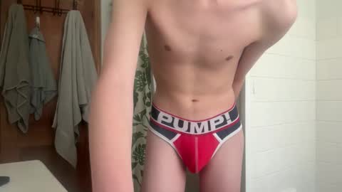 Snapshot of ice670 chatting on December 1, 4:12 pm ice670 online show from December 1, 4:12 pm