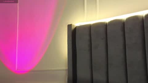 Crystall online show from November 19, 11:32 am